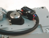 Preview: Beninca - ADAM.24 - 9591906 - VN.45E24 - 24 Vdc Selbsthemmender elektromechanischer Antrieb für die industrielle Falttür mit max. 2 Blätter, VN45E24