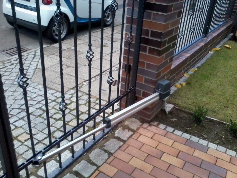 Sommer - 3230V000 - SET Drehtorantrieb twist 200 EL 2-flügelig, 550mm Hub; Set in anthrazit, Twist200EL