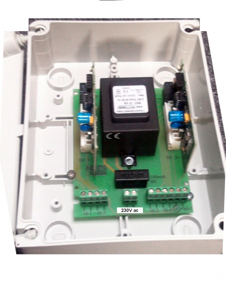 Beninca - Nothnagel - Funkset  2x ONE.2WI  Rollingcode Codierungen - 4 Kanäle 433.92 MHz, Speisung 230 V IP54