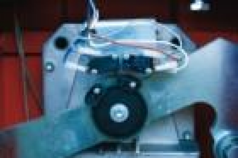 Beninca - VE.500I - Schranke in Edelstahl, intensive Nutzung mit Steuerung und Fundamentplatte (5 m max), VE500I